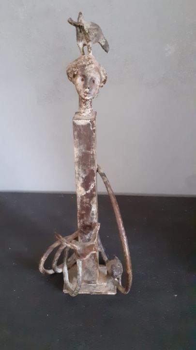Sculpture titled "TOTEM3" by Eric Brouwers, Original Artwork, Bronze