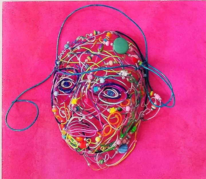Sculpture titled "Window Shopper" by Alexandra Finkelchtein, Original Artwork, Wire