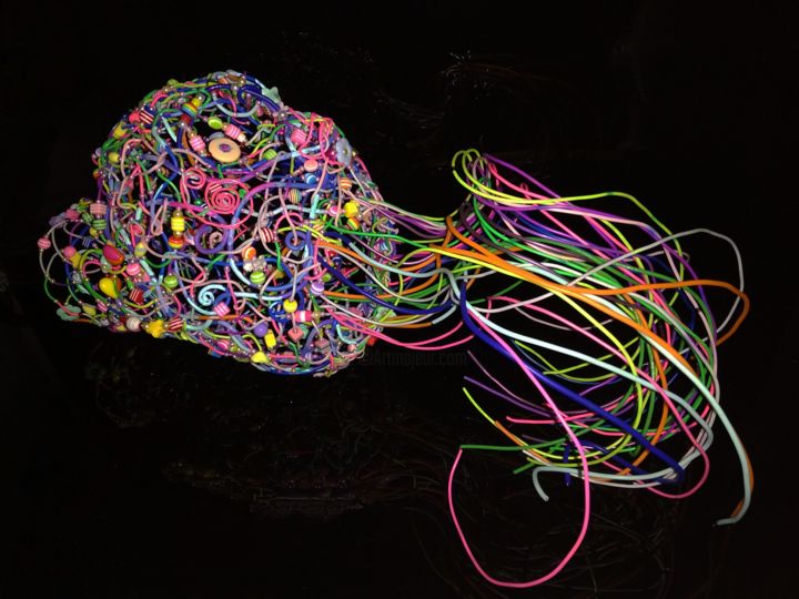 Sculpture titled "Breath Cut Short" by Alexandra Finkelchtein, Original Artwork, Wire