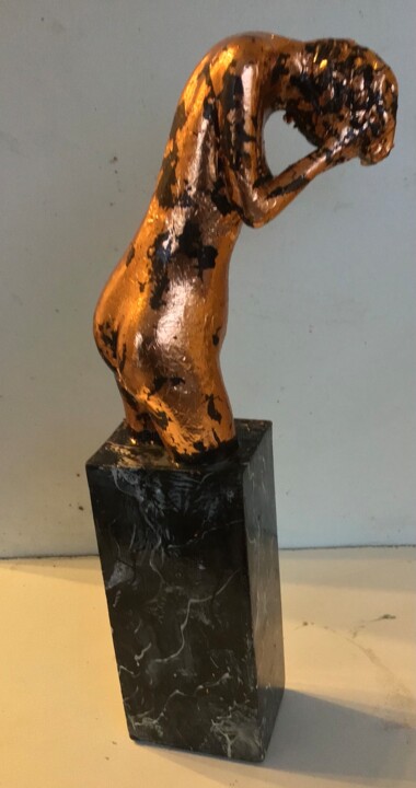 Désespoir Covid 雕塑, 13.8x2.8 in
