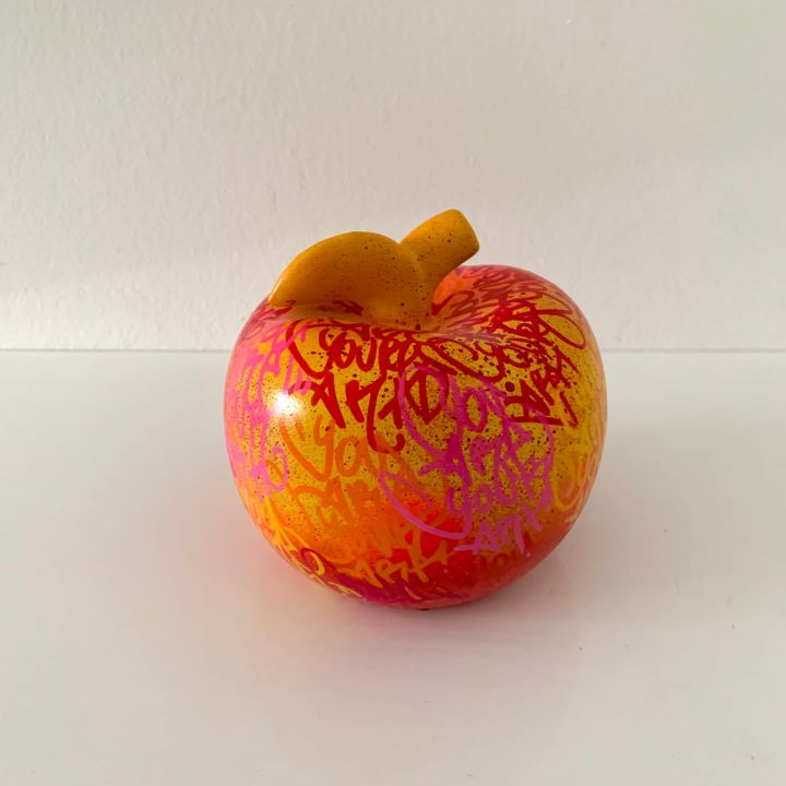 NYRed 雕塑, 5.1x4.7 in