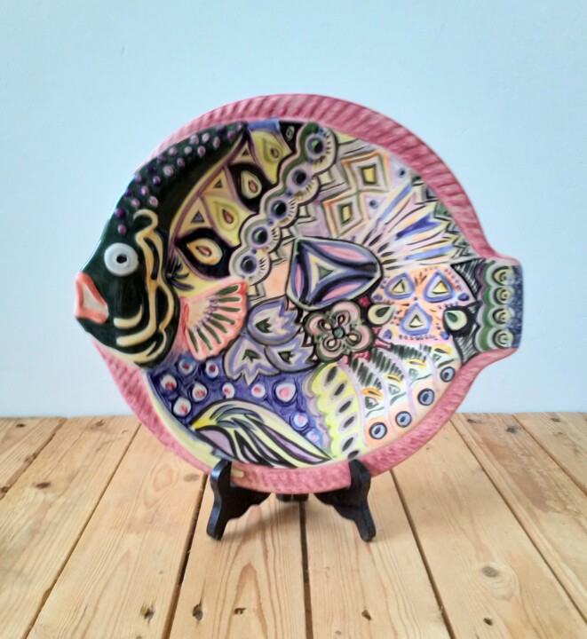 Assiette poisson en faïence décorée 004 雕塑, 10.4x11.6 in