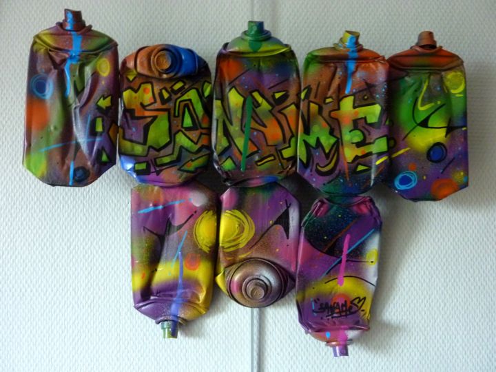 Tag sur bombe 雕塑, 15x19.7 in