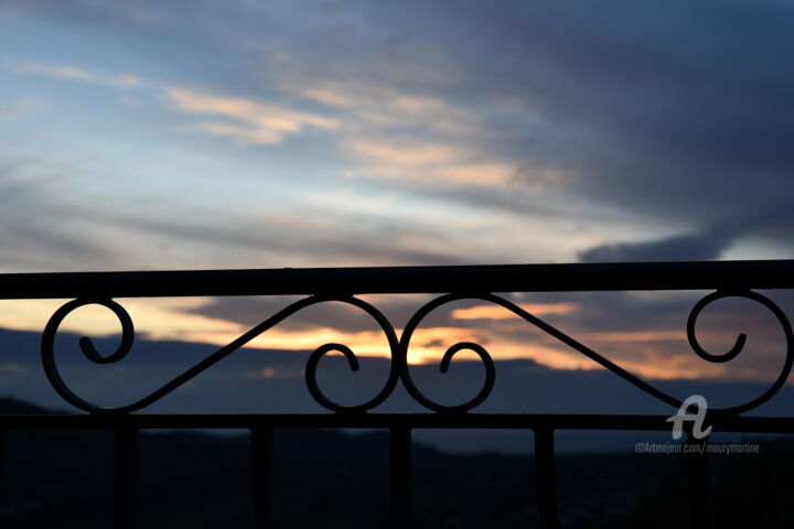 Photographie intitulée "balustrade castella…" par Martine Maury, Œuvre d'art originale, Photographie non manipulée