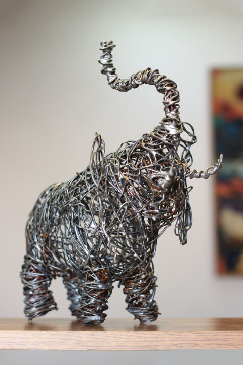 Baby elephant (29x28x15 1kg iron) 雕塑, 11.4x11 in