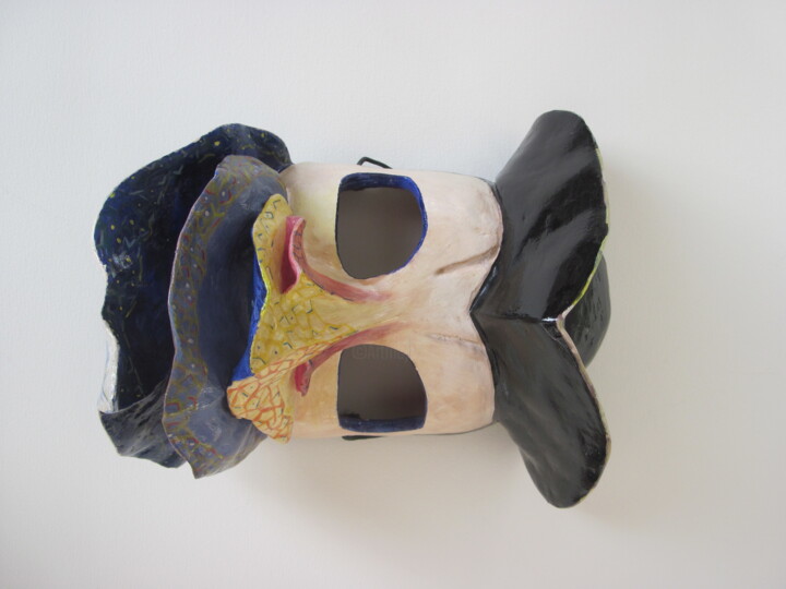 Bauta imaginaire 雕塑, 11x9.8 in