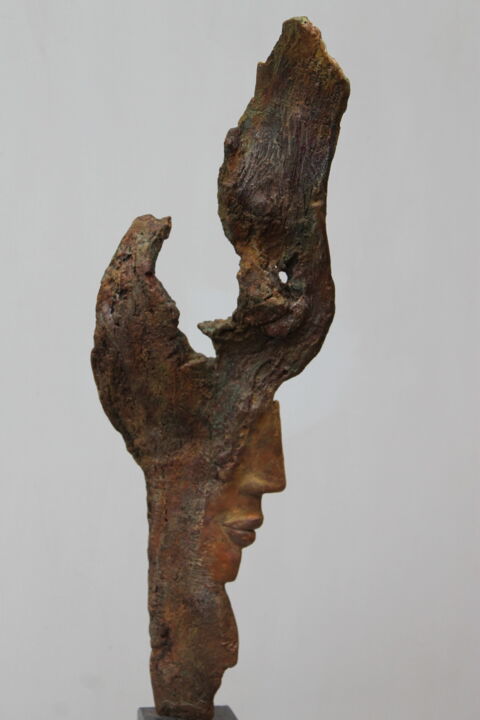 Sculpture titled "Sympathy" by Chantalle Smeets, Original Artwork, Wood