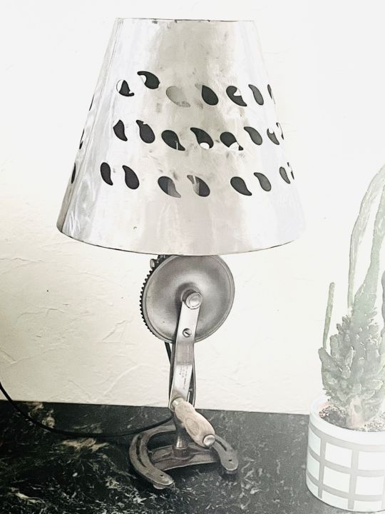 Lampe la chignole Design, 31.1x17.7 in