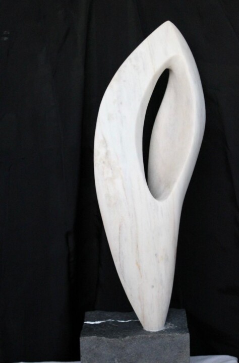 Sculpture titled "Brugiana" by Ettore Altieri, Original Artwork, Stone
