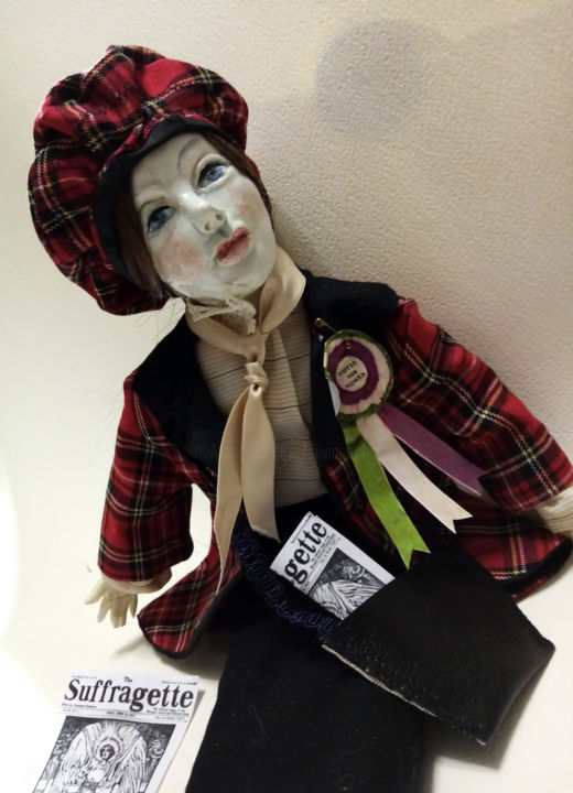 Emily Davison 雕塑, 17.7x8.3 in