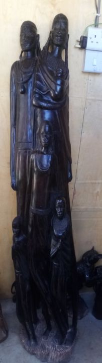 Maasai family tree Big 雕塑, 56x16 in