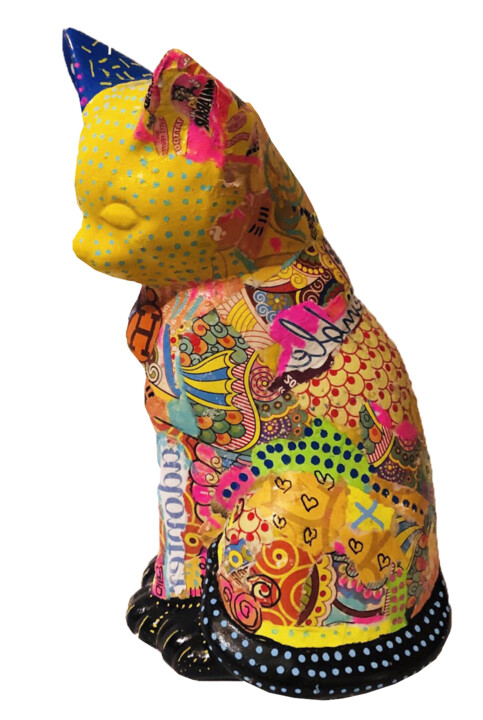 Pop baby cat 雕塑, 8.7x4.3 in