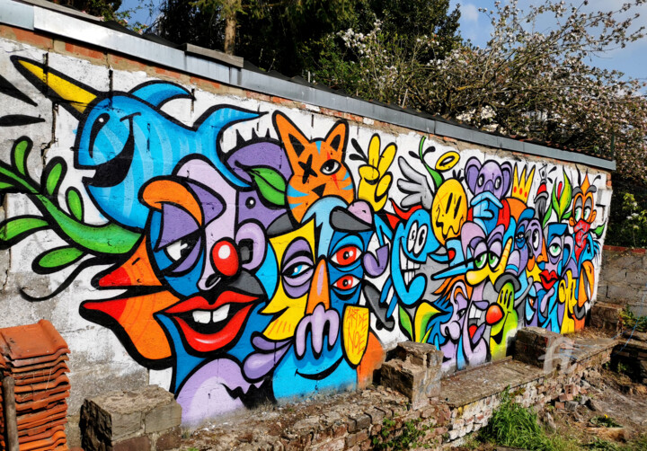 Cartoons invasion colorful 绘画