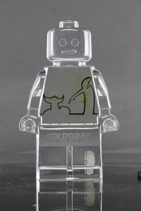 ROBOCLUSION LA LINEA GOLDORAK 雕塑, 9.8x6.3 in