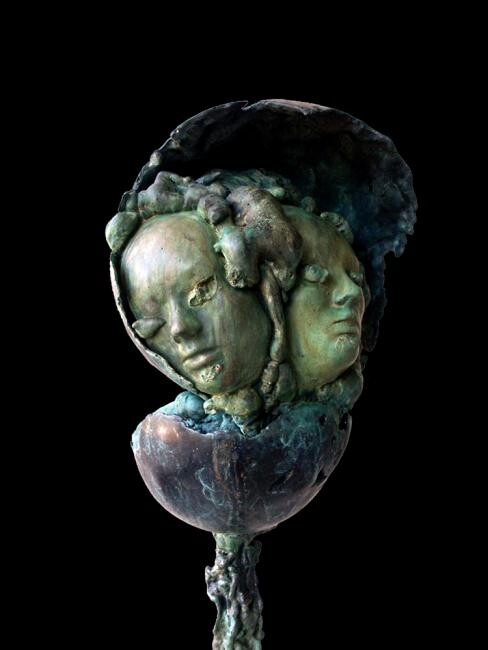 Sculptuur getiteld "CLONACION CORALINEA" door Eduardo Molero, Origineel Kunstwerk, Metalen