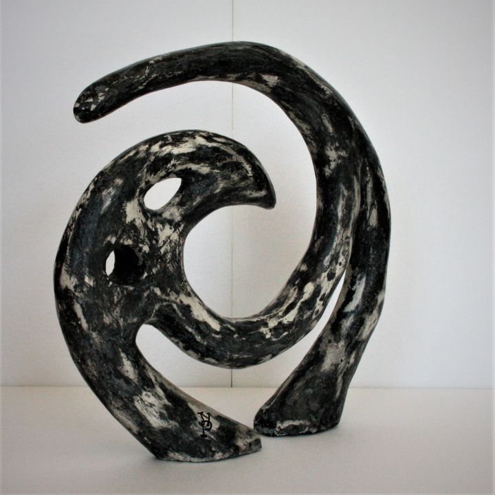 Poisson sacré du Bénin 雕塑, 12.2x13 in