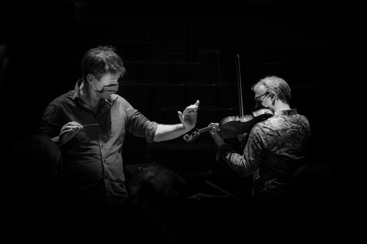 Le violoniste 摄影, 15.8x23.6 in