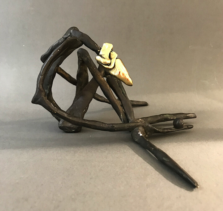 Sitting Mym 雕塑, 3.9x6.3 in