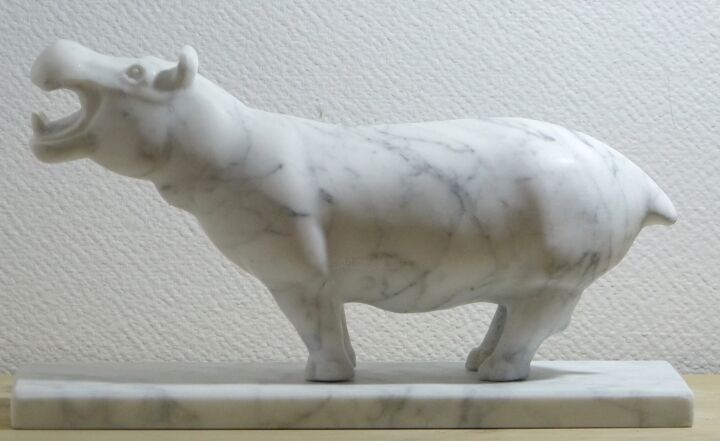 Carrara Marble Wild Animal - Hippopotamus 雕塑, 6.3x12.2 in