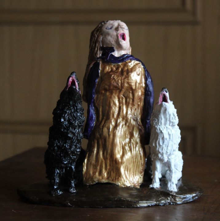 Wolf Lady 雕塑, 5.9x6.7 in
