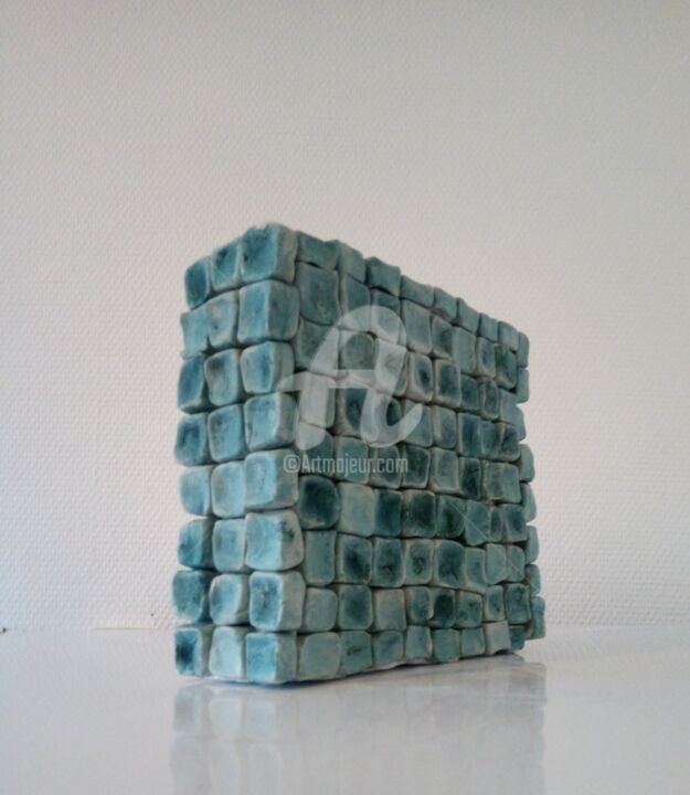 雕塑,  7.1x7.1 in 