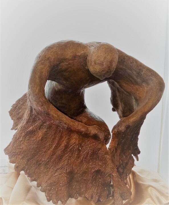 Aôho (L'homme oiseau) 雕塑, 15.4x15 in