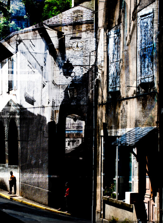 Photographie intitulée "dans mon village" par Vincent Frediani, Œuvre d'art originale, Photographie manipulée