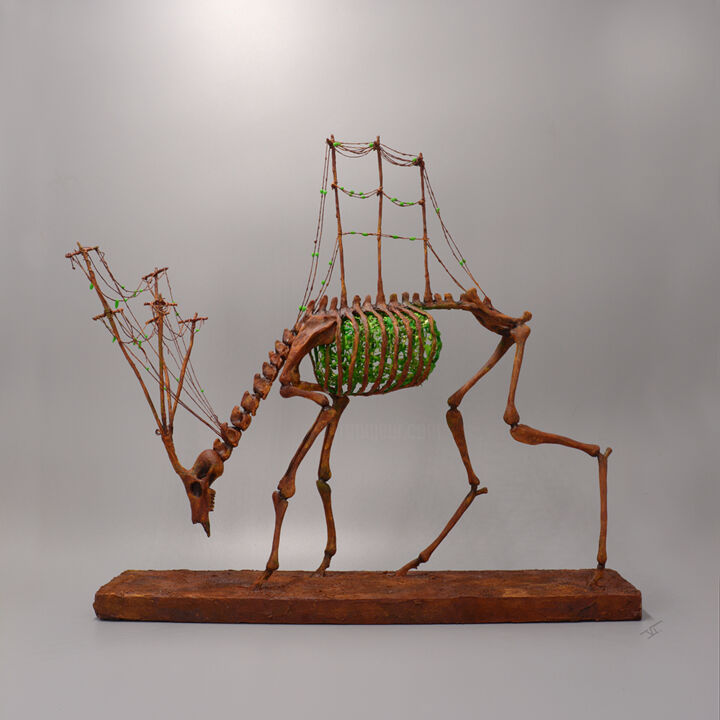 Cerf électrique rouille 雕塑, 13x14.6 in