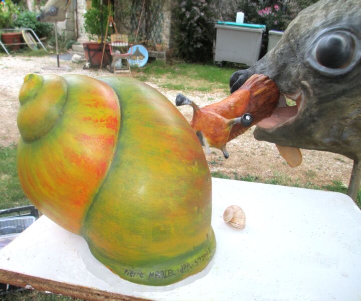 Escargots en sculptures peints en pommes 雕塑