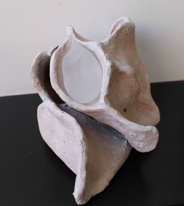 Wacharu( des grottes en quechua) 雕塑, 15.8x8.3 in