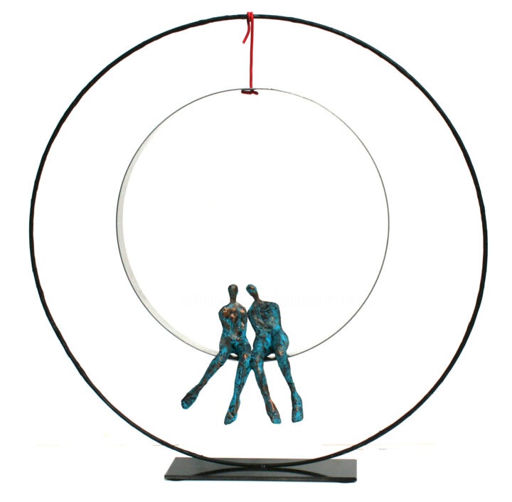 Couple turquoise sur balançoire 雕塑, 18.1x17.7 in
