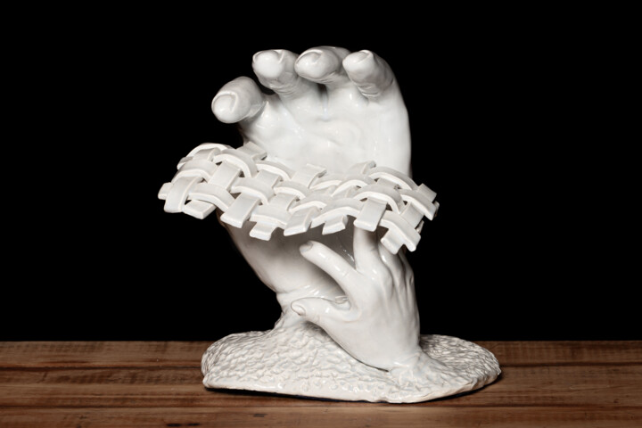 Tisser sa vie 雕塑, 12.2x10.2 in