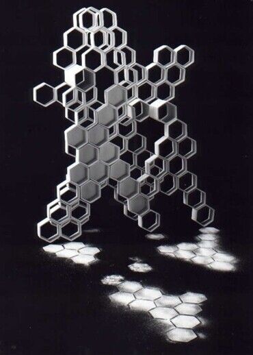 Hexabeille 雕塑, 45.7x43.7 in