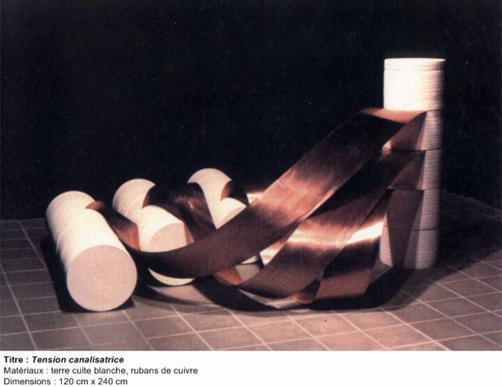 Tension canalisatrice 雕塑, 47.2x94.5 in