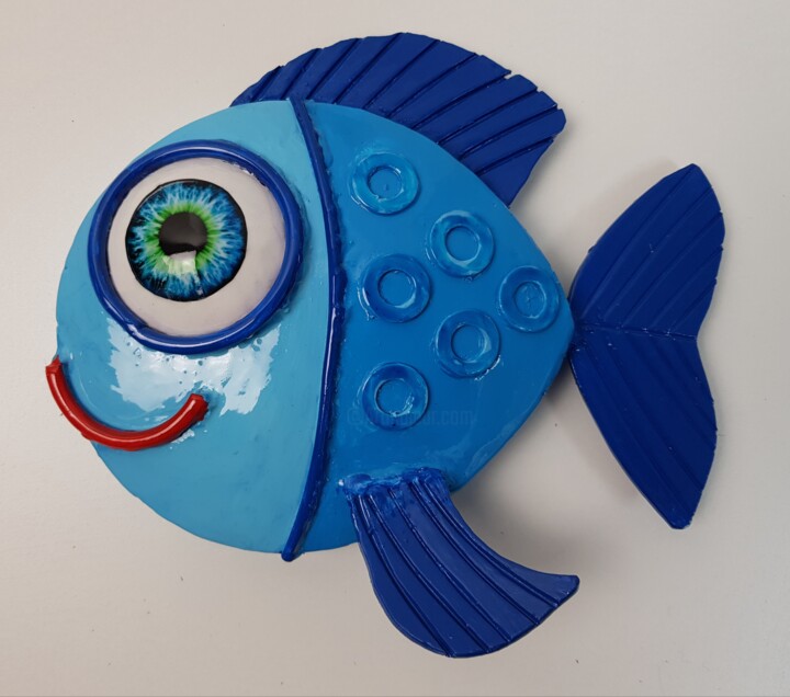 Happy Fish 3 雕塑, 7.9x8.7 in