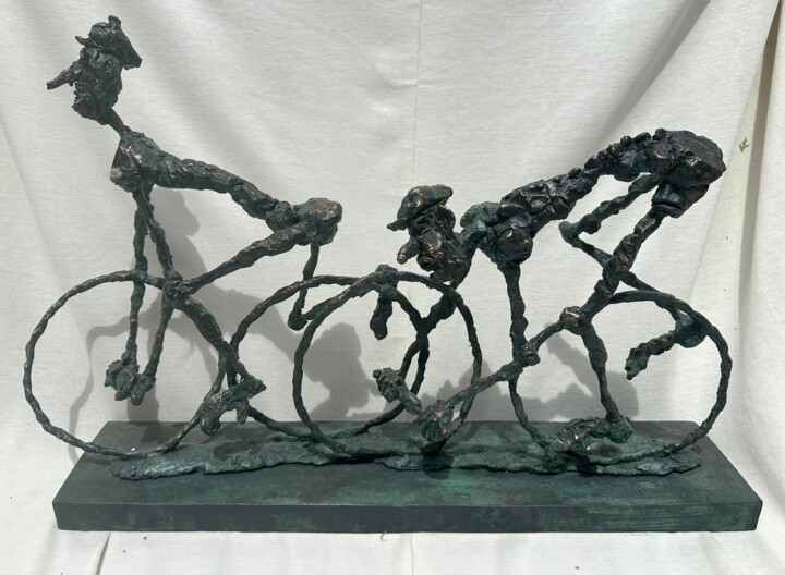 Crazy cyclists 2. 雕塑, 17.7x23.6 in