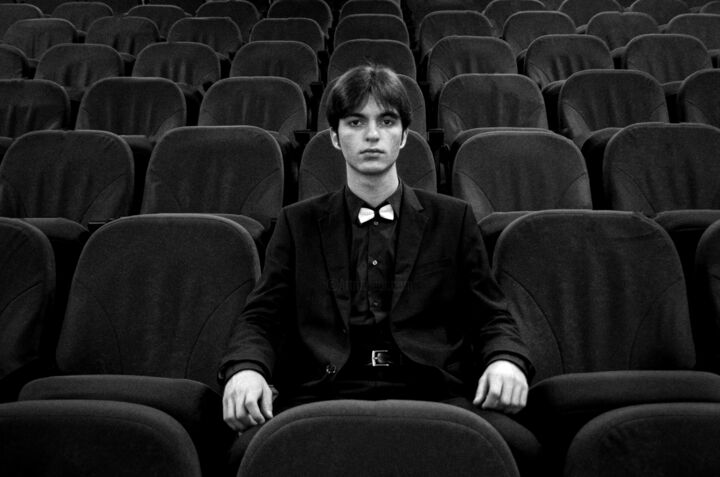 Фотография под названием "Theatre" - Danila Povarov, Подлинное произведение искусства, Манипулированная фотография