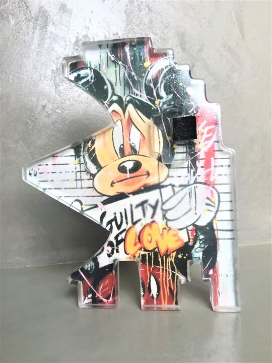 Guilty - Score 030 雕塑, 9.8x7.9 in