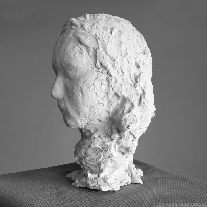 Escultura intitulada "Masha" por Margarita Simonova, Obras de arte originais, Gesso