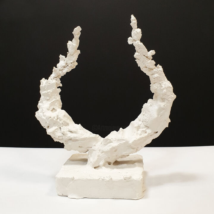 Sculptuur getiteld "Wreath" door Margarita Simonova, Origineel Kunstwerk, Gips
