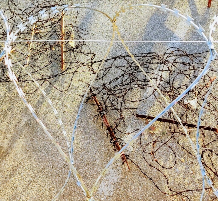 Photographie intitulée "Bric à brac sur le…" par Corinne Courlet, Œuvre d'art originale, Photographie numérique