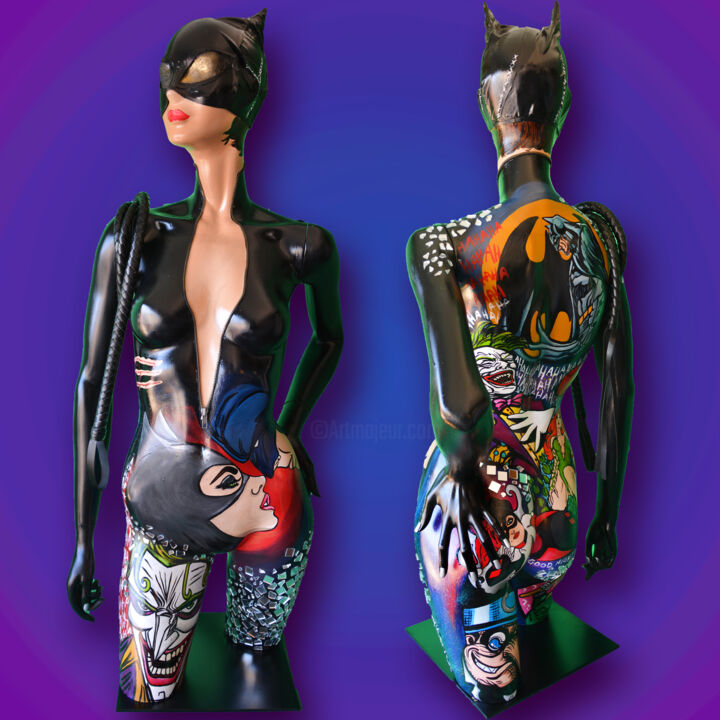 Body_Catwoman 雕塑, 47.2x15.8 in