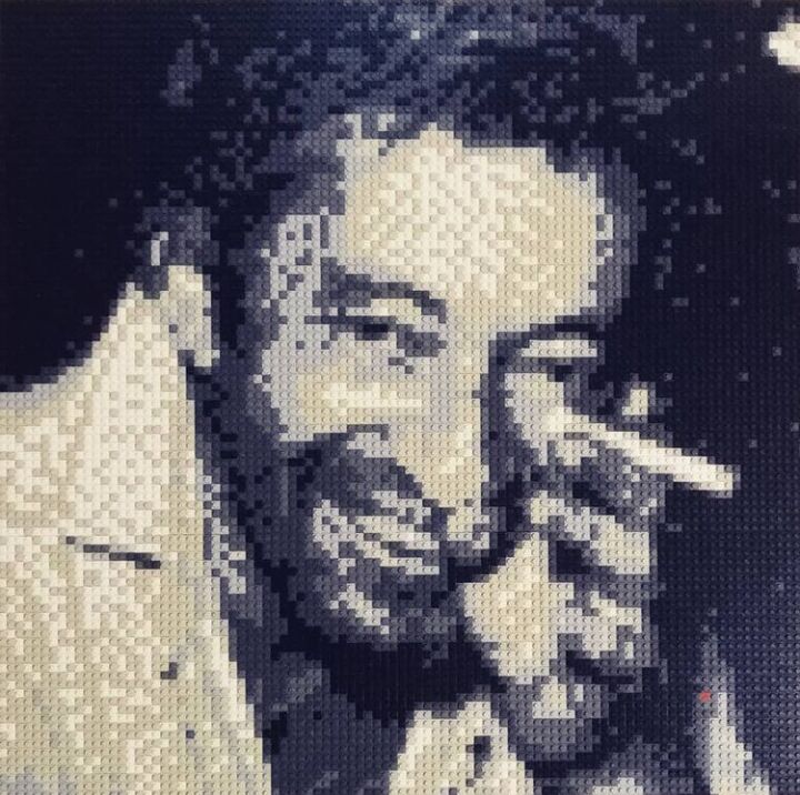 Serge Gainsbourg ô Lego 雕塑, 29.5x29.5 in