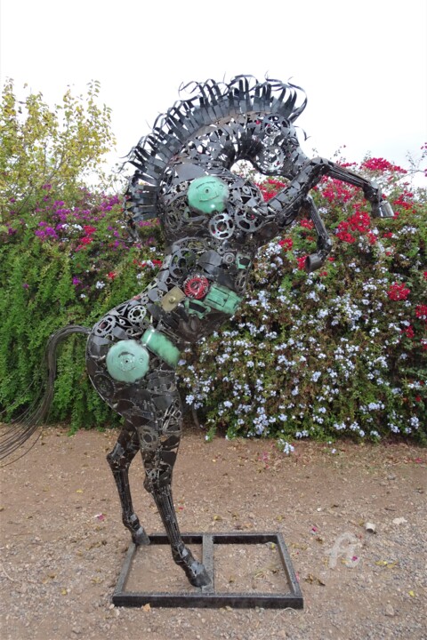 Sculpture cheval cabré en métal recyclé et pièces mécaniques 雕塑, 114.6x102.4 in