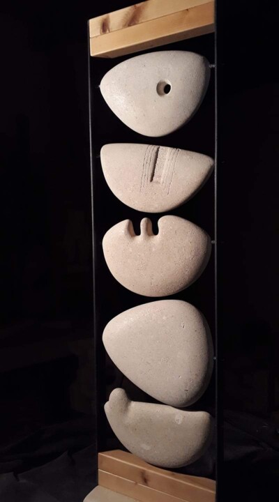 Piccolo totem 雕塑, 33.9x9.1 in