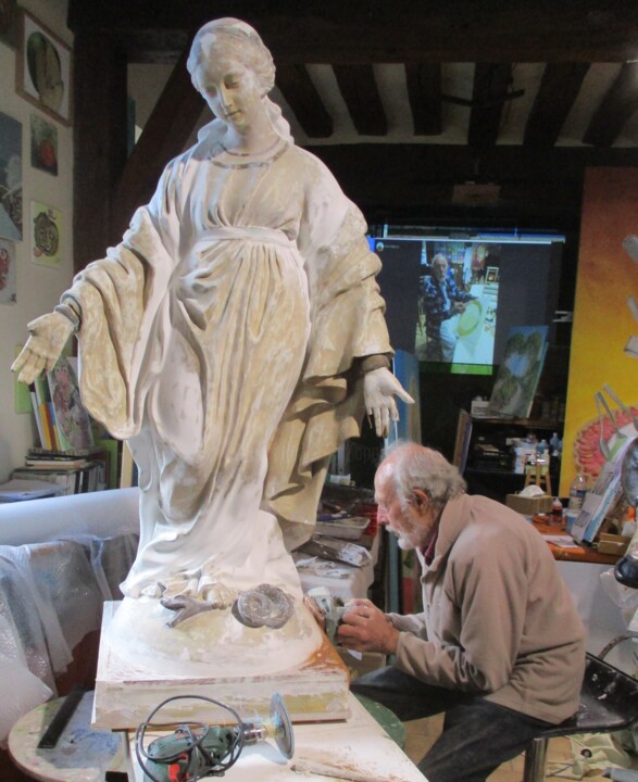 En service de l'église de Saint-Clair-sur-Epte 摄影