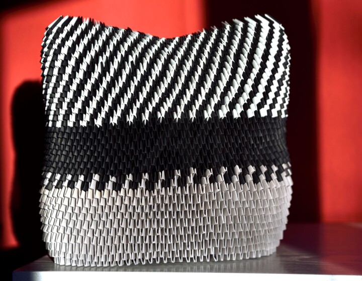 "Papierobjekt in Cre…" başlıklı Heykel Ursula Von Kirchbach tarafından, Orijinal sanat, Kâğıt