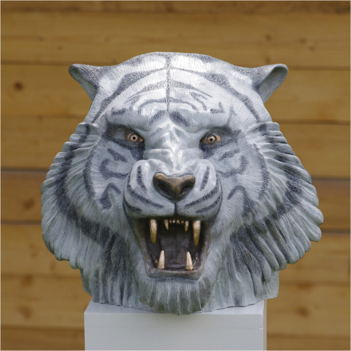 Sculpture titled "Tigre blanc" by Zef, Original Artwork, Bronze