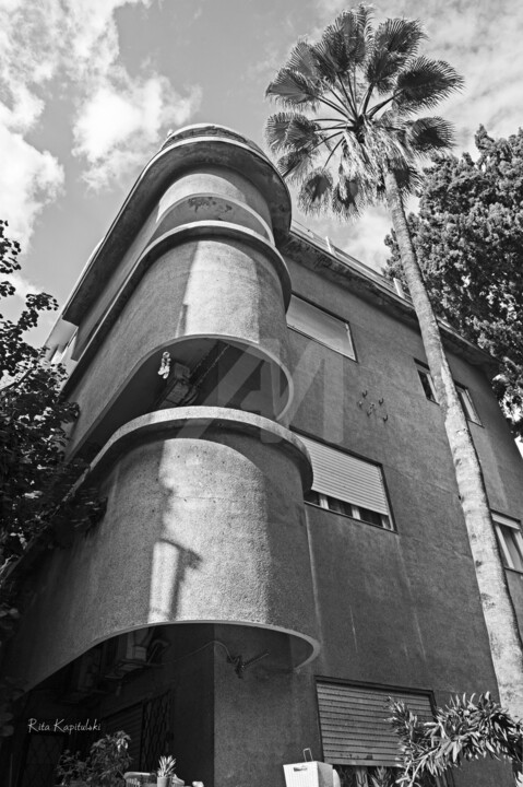 Bauhaus Building In Tel Aviv 8034 Photography