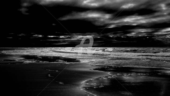 Photography titled "GURP BEACH # 06" by Jb Photoart, Original Artwork, Non Manipulated Photography
